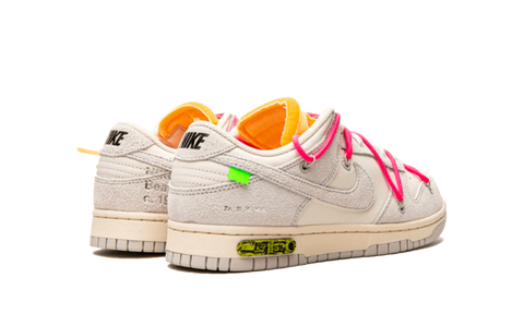 DUNK LOW OFF-W. LOT 17